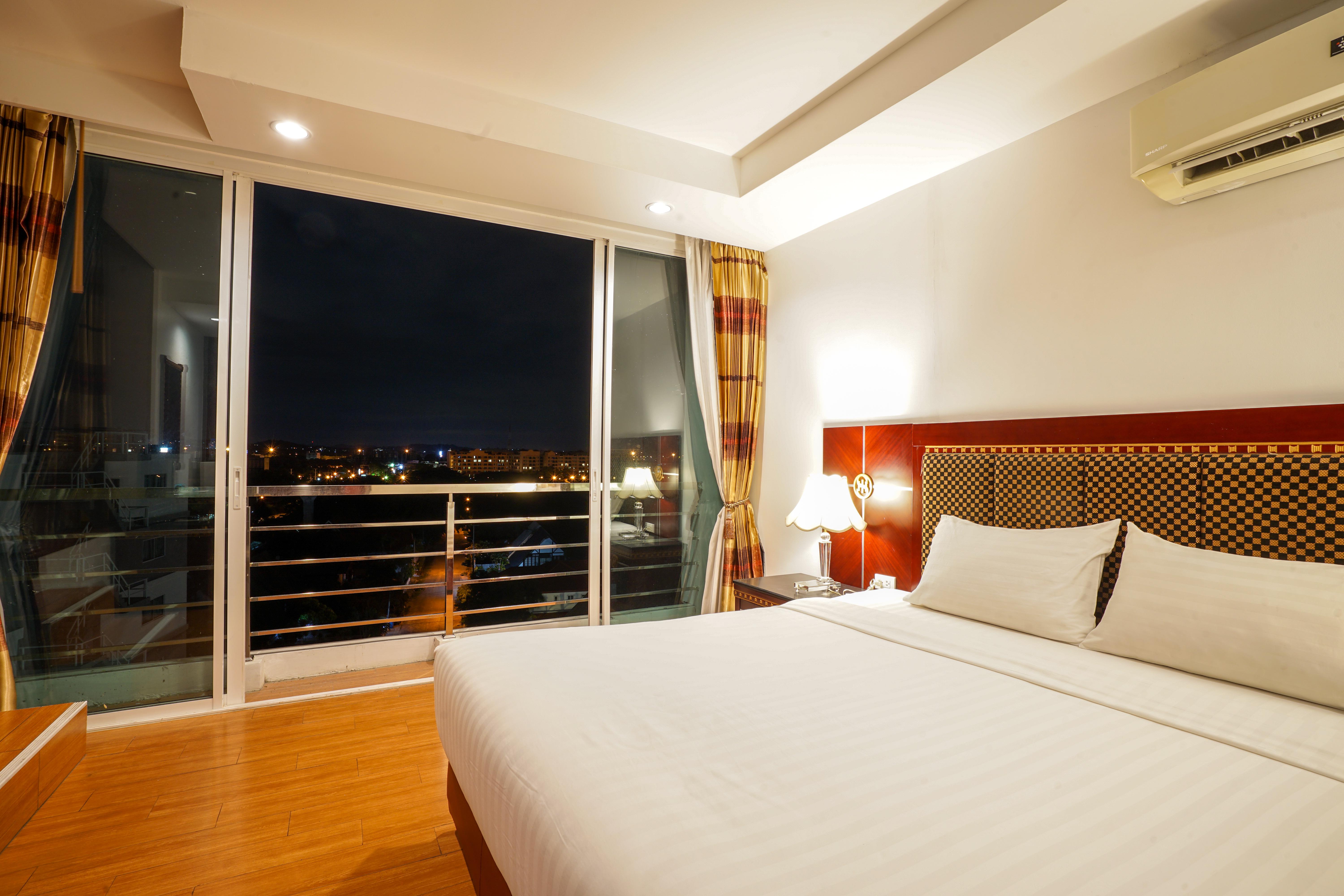 Jomtien Hisotel Praia de Jomtien Exterior foto
