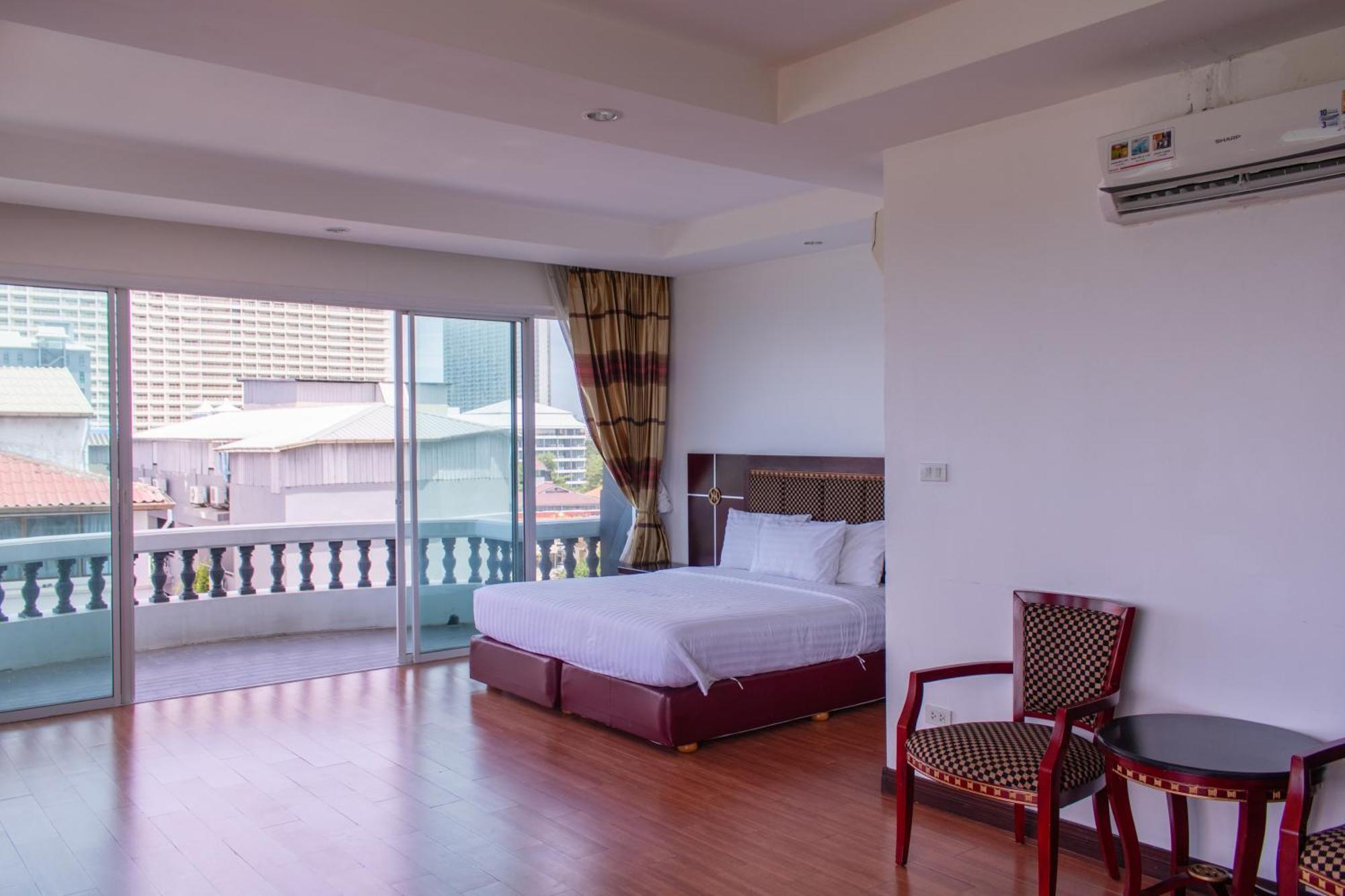Jomtien Hisotel Praia de Jomtien Exterior foto