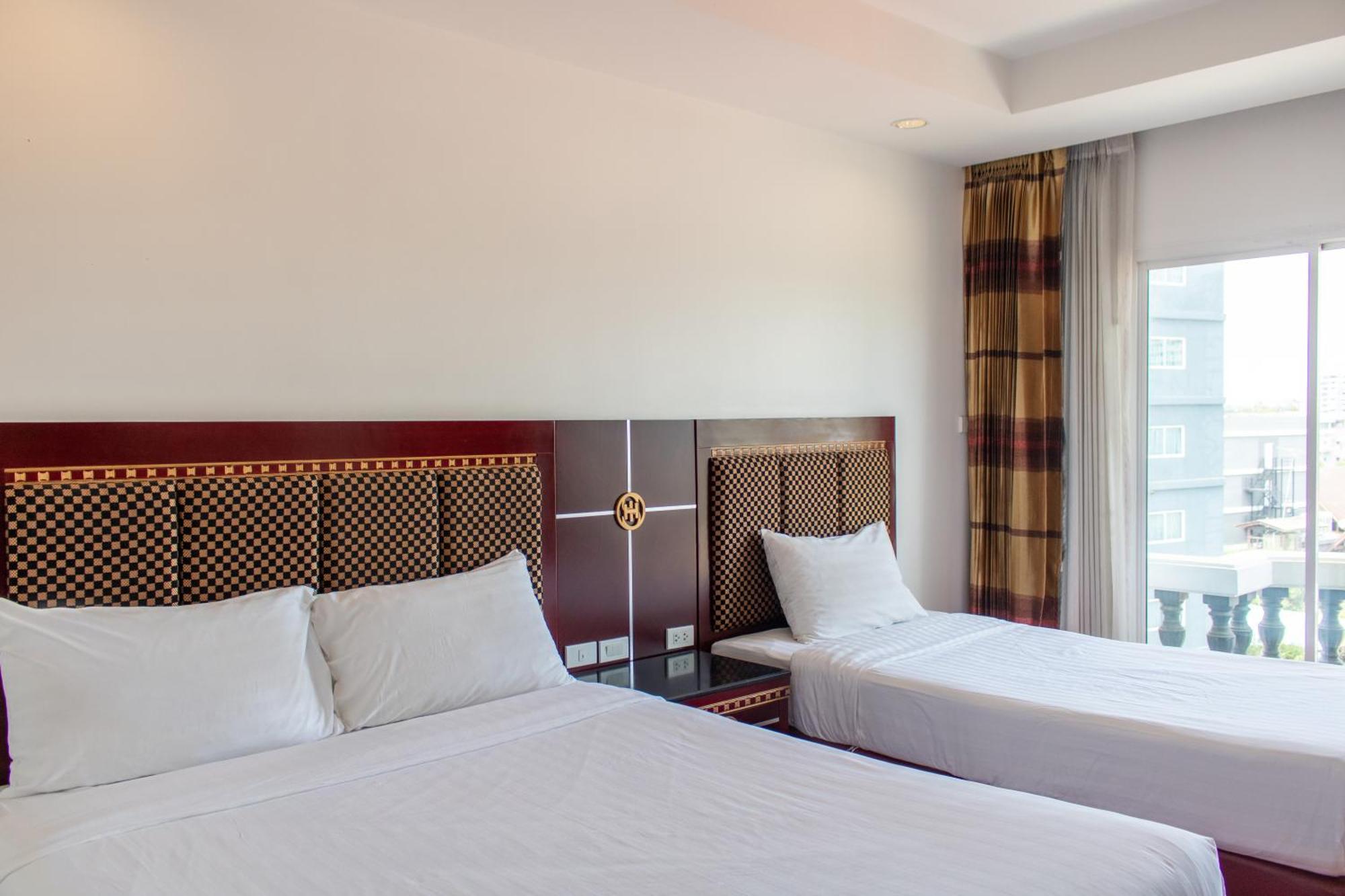Jomtien Hisotel Praia de Jomtien Exterior foto