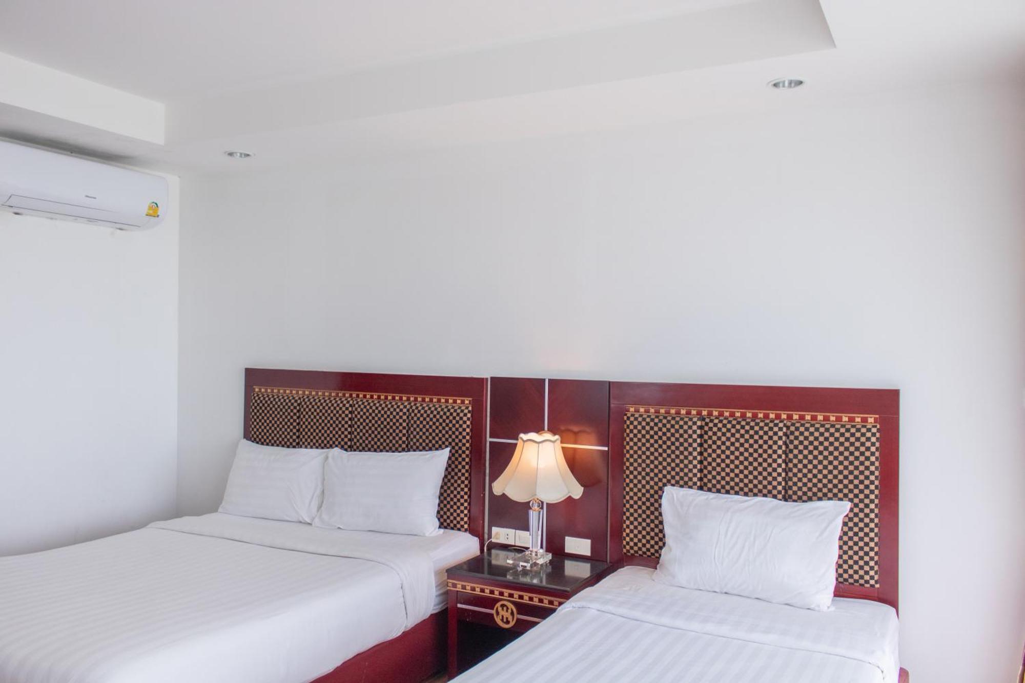 Jomtien Hisotel Praia de Jomtien Exterior foto