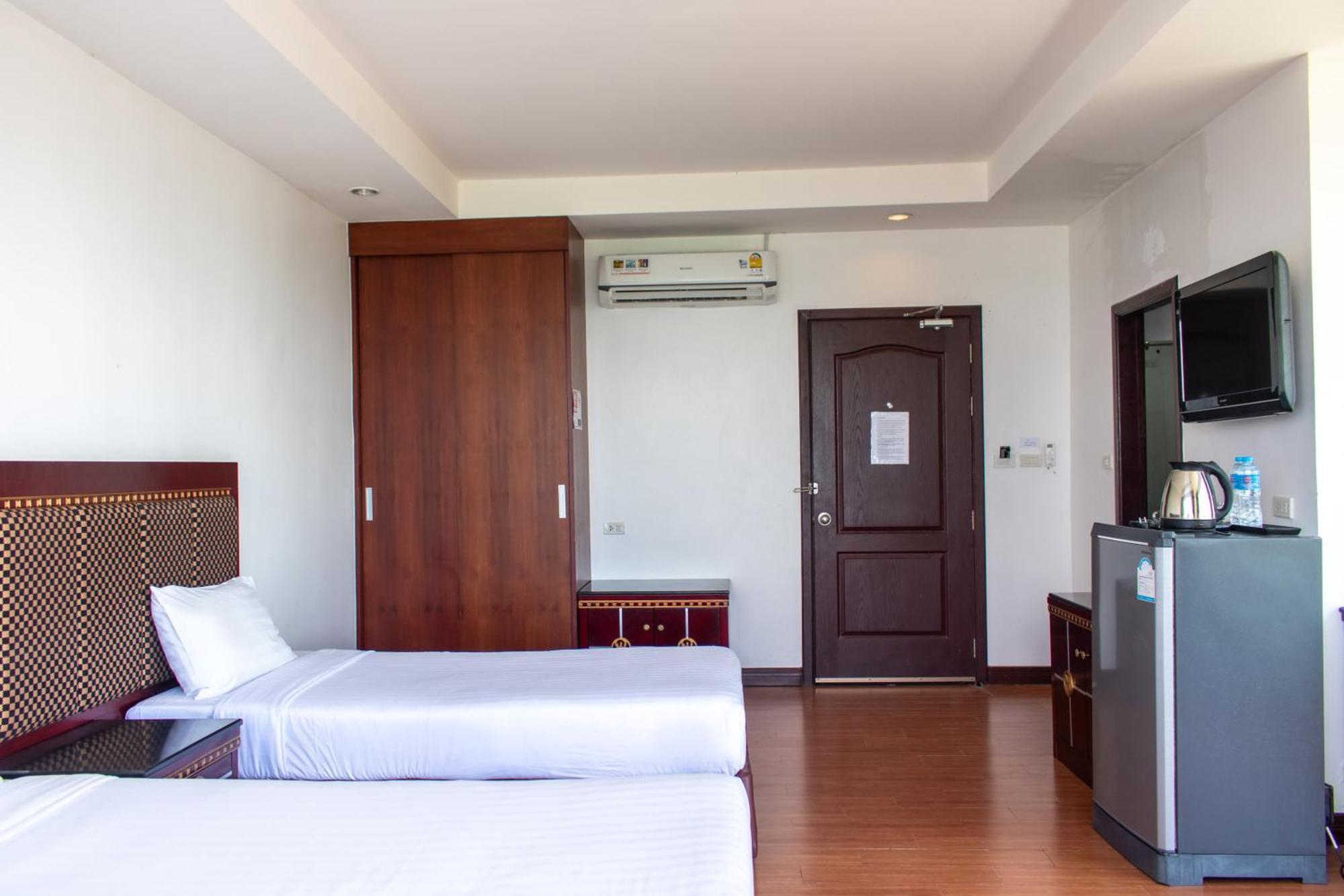 Jomtien Hisotel Praia de Jomtien Exterior foto