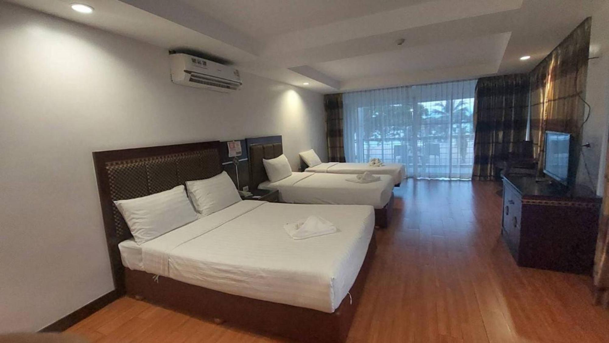 Jomtien Hisotel Praia de Jomtien Exterior foto