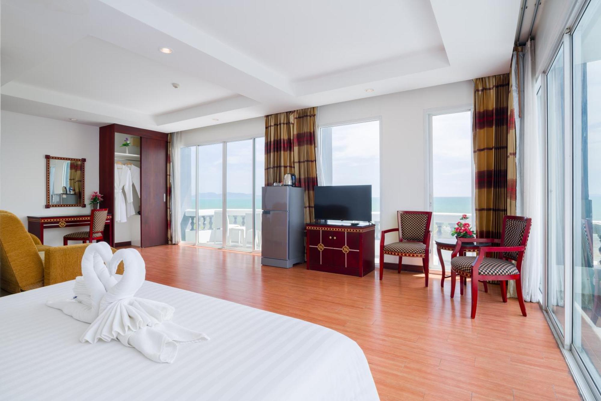 Jomtien Hisotel Praia de Jomtien Exterior foto